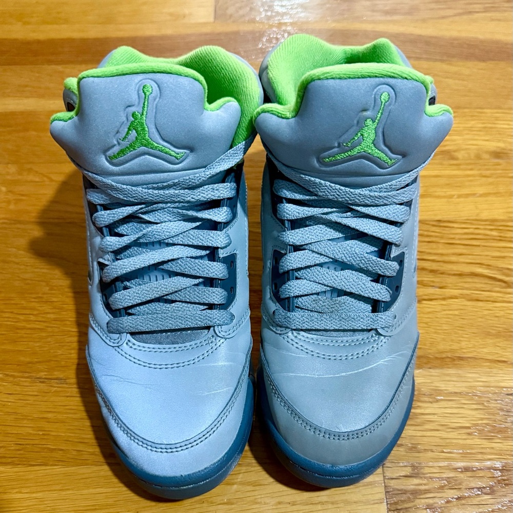 Nike AIR JORDAN 5 RETRO (GS), size 5Y